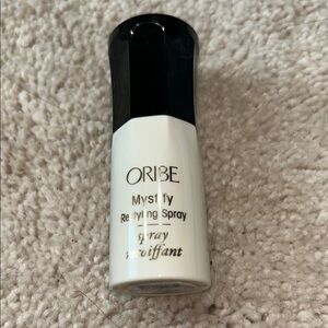 Oribe Mystify Restyling Spray